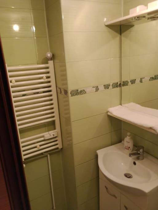 Apartament Ultracentral Kfc Craiova Eksteriør billede